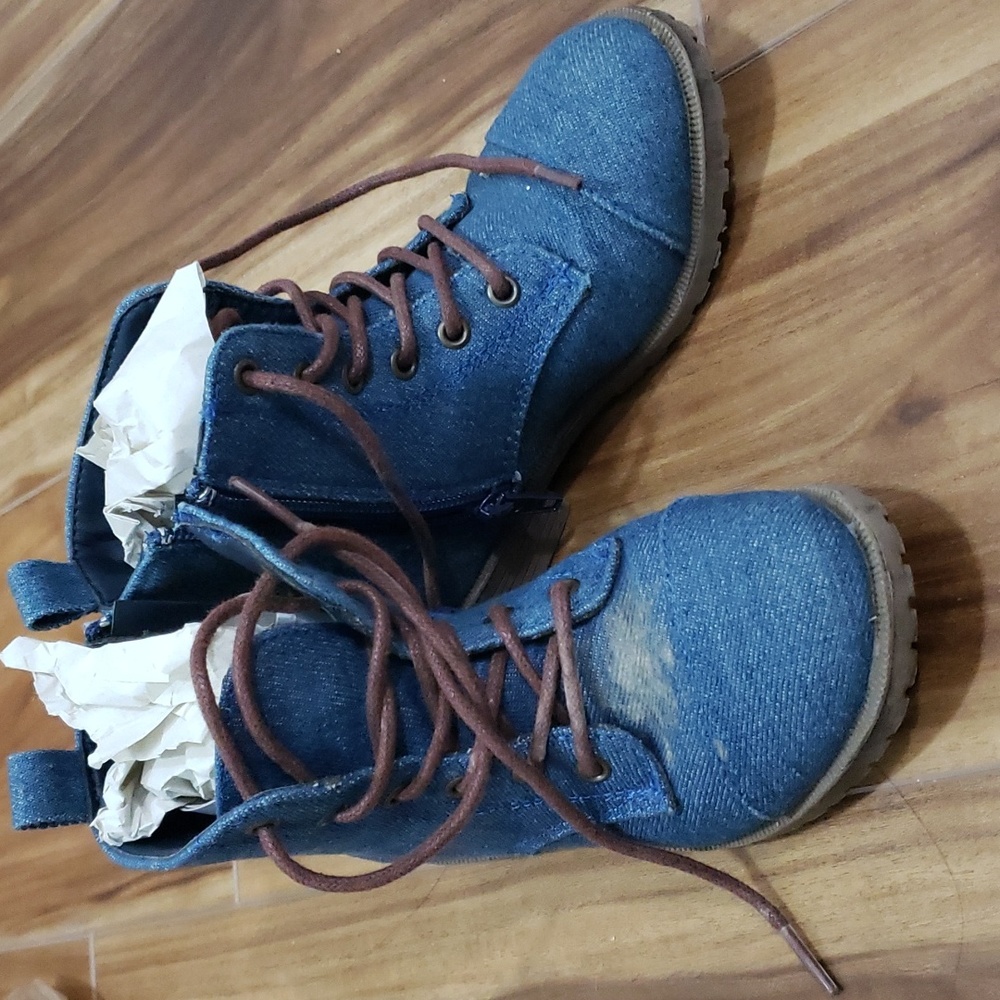 Pipperdoodles denim boots size 10 toddler